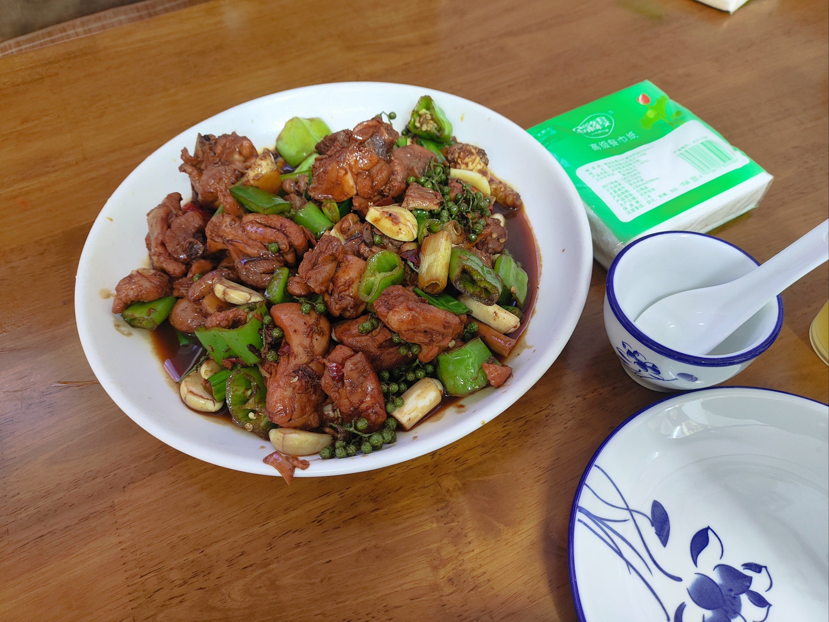 」味道不错,老板挺热情的,看我一个人