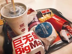 -麦当劳(新华路步步高店)
