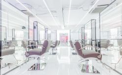 -SWANK SALON