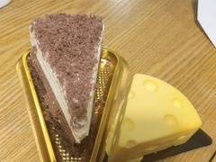 -云朵上的鱼(莘庄店)