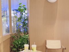-奈雪的茶(M+世纪都会广场店)