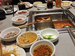 -海底捞火锅(宝龙广场夜宵主题店)