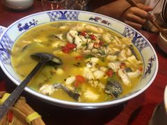 -窄巷子陕菜馆·地道陕西菜(粉巷店)