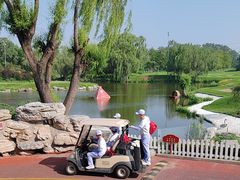 -万柳高尔夫俱乐部