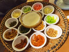 -包整·丝娃娃(一览甲秀楼风景店)