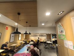 -麦当劳(松江店)