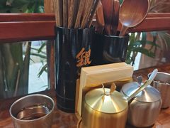 -银米·云南传统过桥米线(双廊黑金冠店)