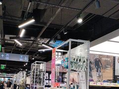 -迪卡侬(环球港店)
