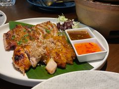 碳烧猪颈肉拼辣鸡-星叶·东南亚料理(宁波万象汇店)