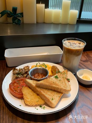 终于吃到Brunch了