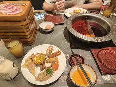 -牛YO寿喜烧·铁板烧和牛火锅自助(市府恒隆店)