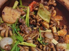 -八府香鸭·啫啫煲(华山路店)