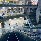 联发乾景广场拍照