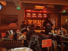 -何师烧烤Pro ·江湖川菜·小龙虾·精酿(太古里旗舰店)