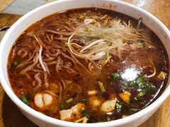 帽结子肥肠粉-白家高记肥肠粉(总店)