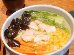 -云海肴·汽锅鸡·云南菜(天山百盛优客店)