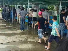 -海霞渔村大酒店