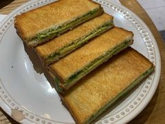 咖椰吐司-HELLO 27 意面·沙拉·帕尼尼