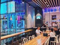 大堂-巴黎贝甜(大宁国际商业广场店)