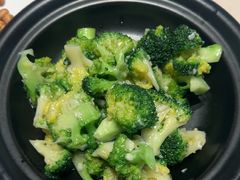 -八府香鸭·啫啫煲(华山路店)