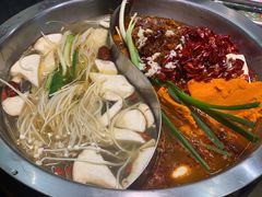 -沸炉重庆老火锅(军事博物馆店)