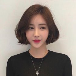 -AYO SALON
