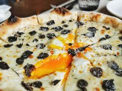 黑松露有机蛋Pizza-Atto Primo