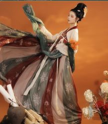 -汉仪华裳汉服馆(打浦桥店)