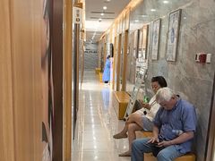 -上海仁爱医院口腔科 · 种植