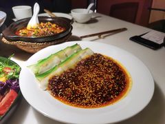 -初蓉丨遇见新川菜(亲贤街荣耀店)