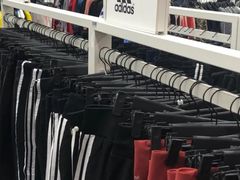 -BIGOFFS 超级折扣(仁恒伊势丹店)