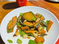 -柴窝堡22号辣子鸡·传承新疆菜