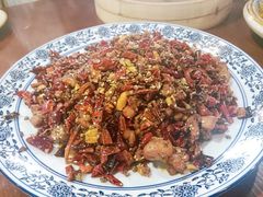 -黄桷树曹家私房菜(江与城店)