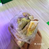 店面位置也特别好找 比较醒目啦