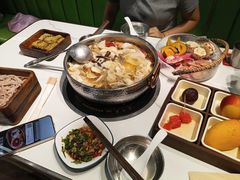 -菌小白火锅(时尚天河店)