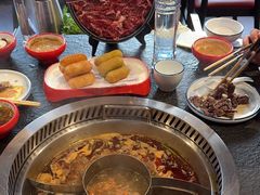 -醉董牛川派鲜肉自选火锅(烟台店)