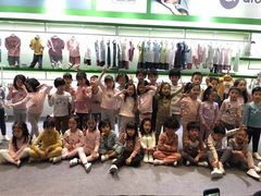 -潮童星少儿模特时尚中心(黄浦博荟广场店)