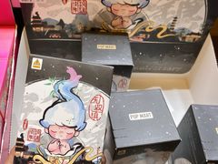 -泡泡玛特POPMART(国金街店)