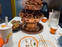-锅立方•炭火蛙锅(六合万达广场店)