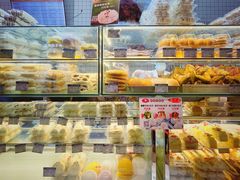 -白玉兰食品甜凤店(合生汇店)