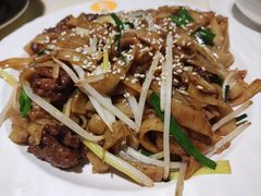 美极干炒牛河-龙记烧腊茶餐厅(常德路店)