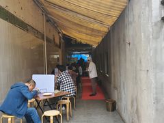 门面-沪西老弄堂面馆(定西路店)