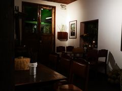 -Cuc Gach Quan Restaurant