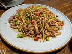 茭白毛豆炒肉丝-三姐妹餐厅(曲江店)