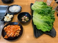 -肉甲韩国木炭烤肉(新壹街1店)
