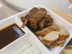-李连贵熏肉大饼(金隅嘉品Mall店)
