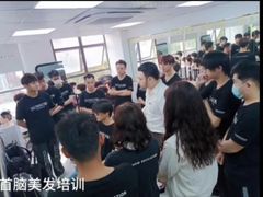 -首脑美容美发化妆美甲培训学校(龙岗校区)