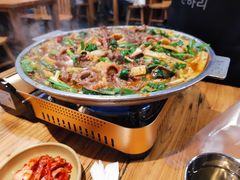 牛肉八带鱼饼土豪锅-京玉菲饭店(李村店)