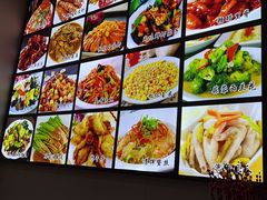 -李哥海鲜烧烤家常菜(孔雀城店)