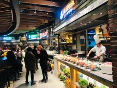 自助取餐区-食通天美食广场(华润万象城店)